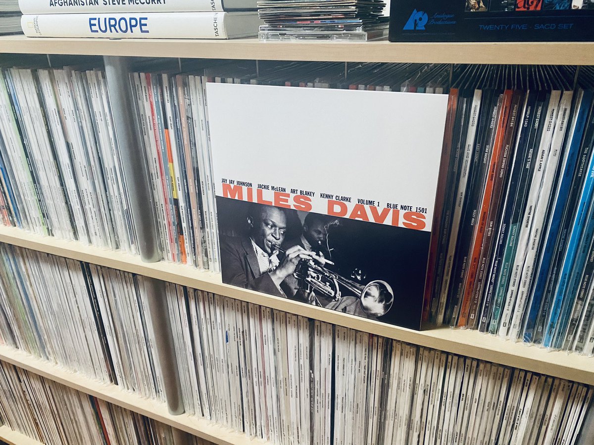 #bluenoterecords "RT <a href="/atane/">Atane Ofiaja</a>: Miles Davis - Volume 1 "