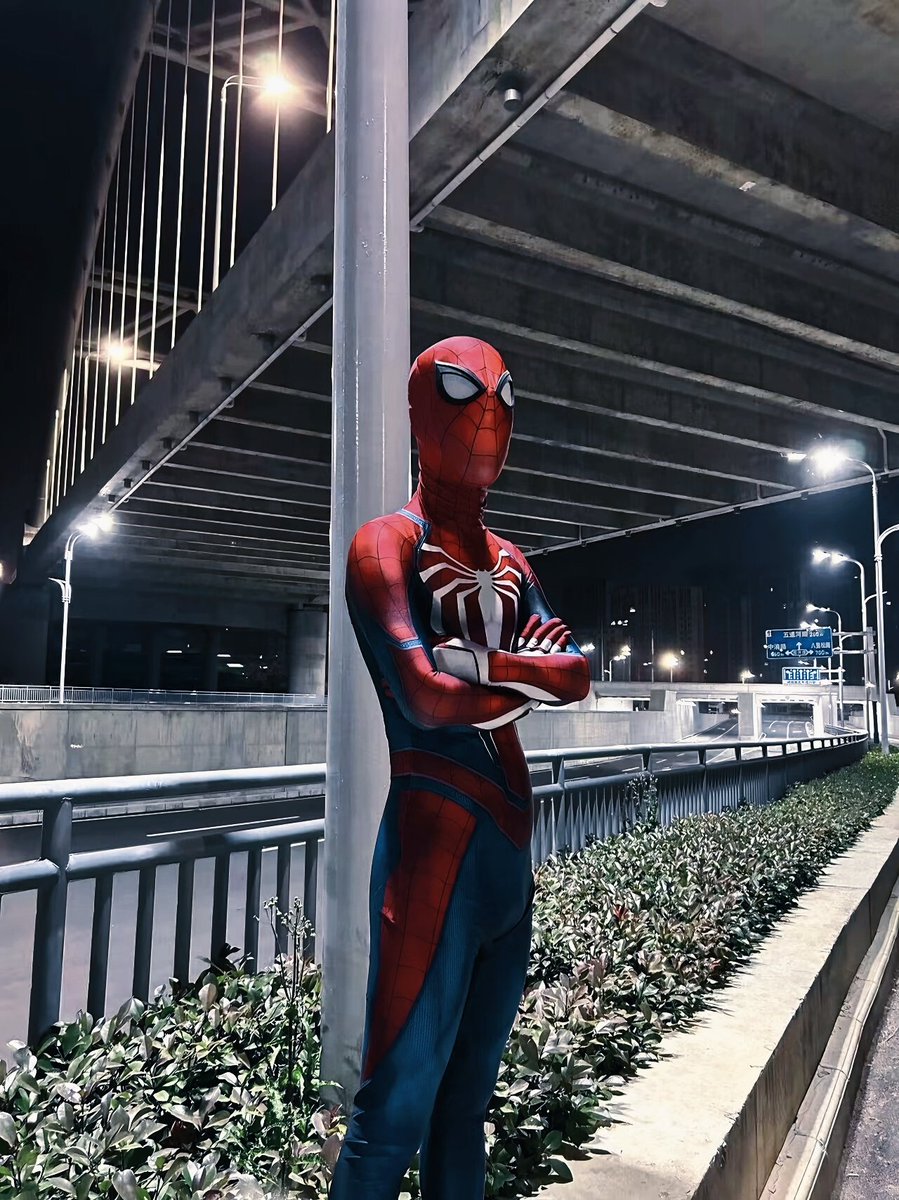 📷:    <a href="/CarpLee4/">鲤鱼</a> 
👔： <a href="/HampooCB_TOP1/">Hampoo憨铺</a> 
要是有个蜘蛛头壳就更好了、