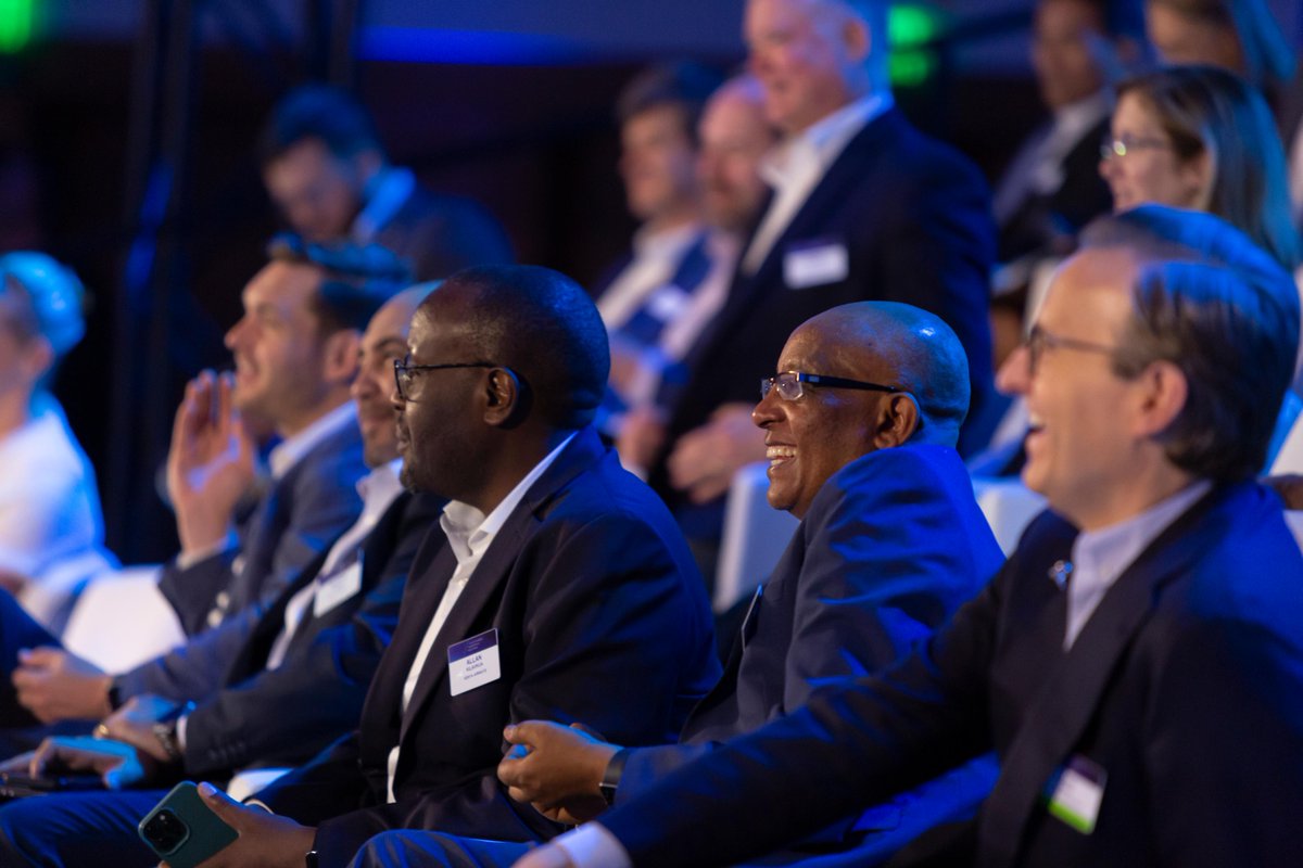 Boeing's tweet image. Our Sustainable Aerospace Together Forum has officially wrapped. 🌎

#TeamBoeing and @ftlive united global leaders in energy, policy, finance and aviation to discuss the industry's path to net zero by 2050.

Catch up on what you missed: aerospaceforum.live.ft.com