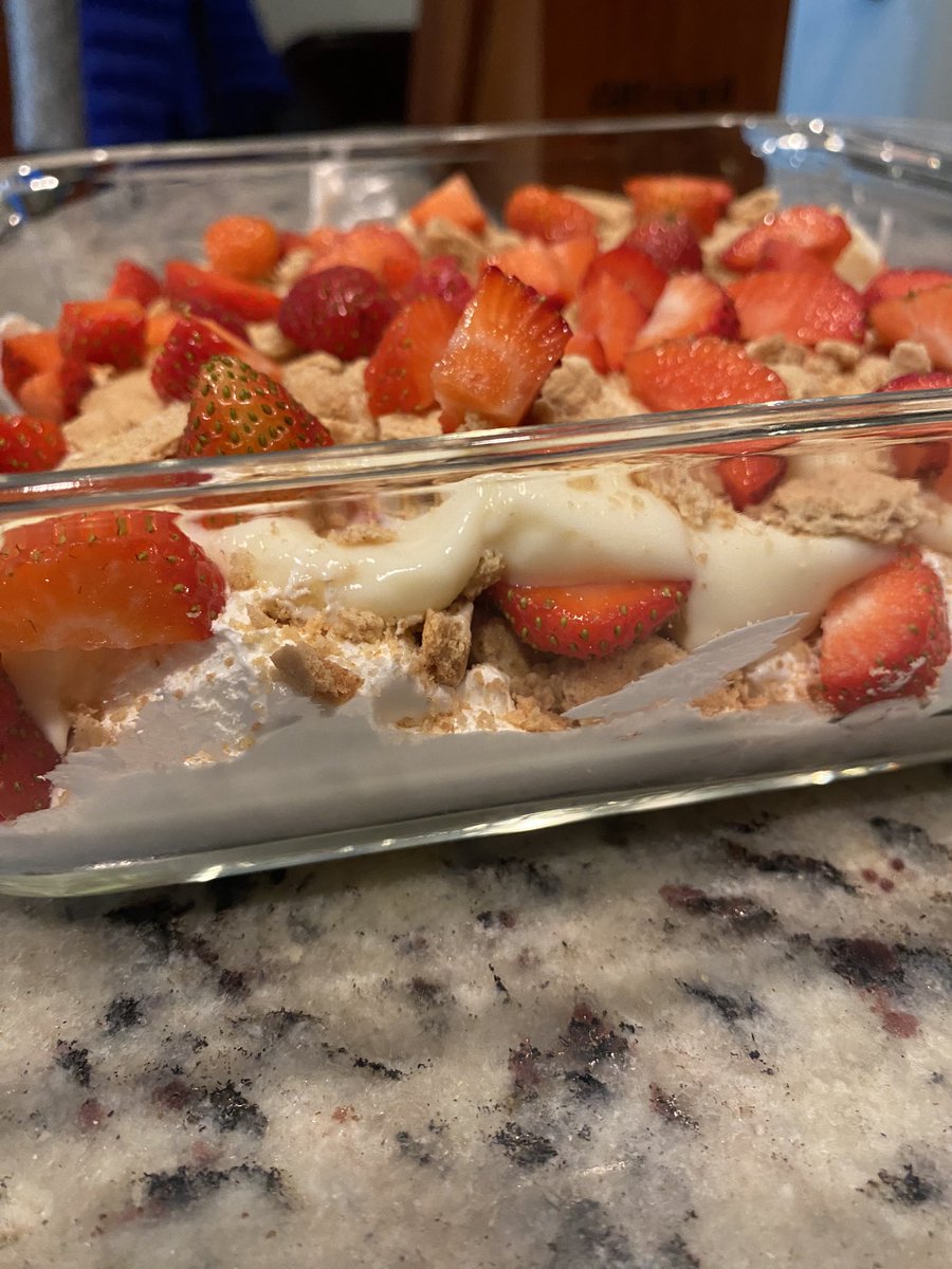 Emily Yinger On Twitter Made A Strawberry Icebox Cake With The Strawberries I Picked This