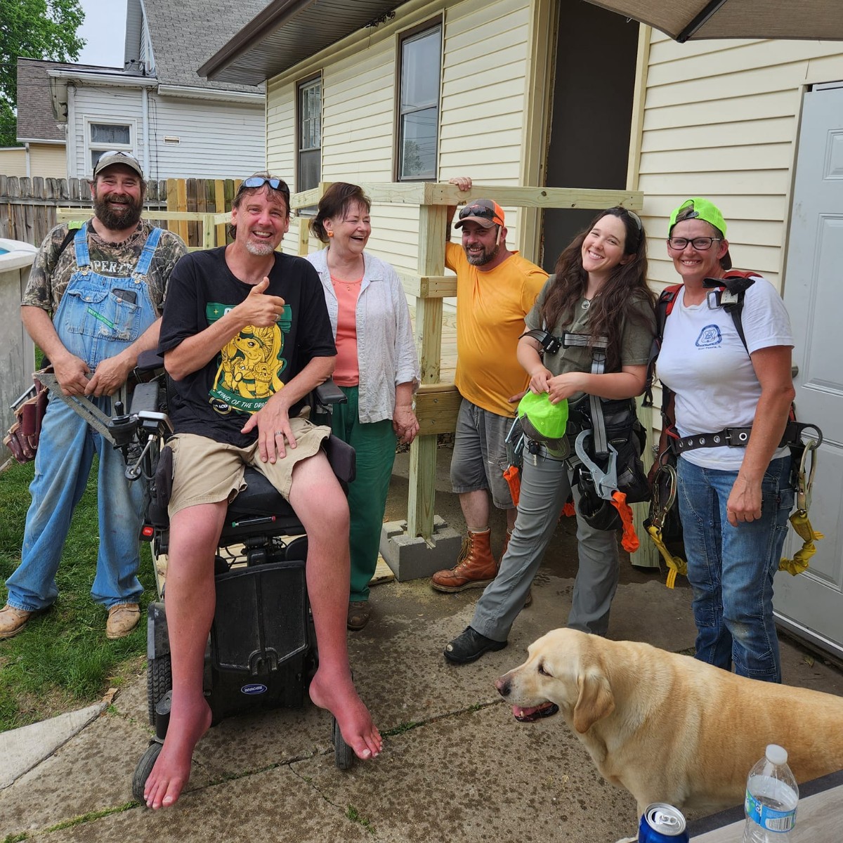 MidAmCarpenters's tweet image. #Local237 members worked with the Carpenters in Action project to build a wheelchair ramp for a friend in need. And #Local10 volunteers donated their time to do home repairs for the elderly through a partnership with Rebuild Together. Awesome work!