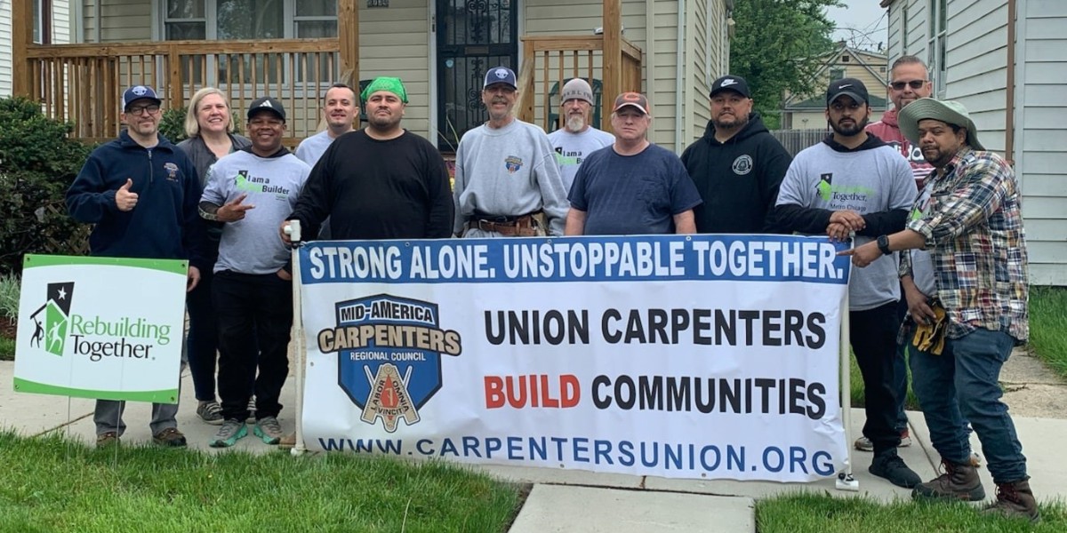 MidAmCarpenters's tweet image. #Local237 members worked with the Carpenters in Action project to build a wheelchair ramp for a friend in need. And #Local10 volunteers donated their time to do home repairs for the elderly through a partnership with Rebuild Together. Awesome work!