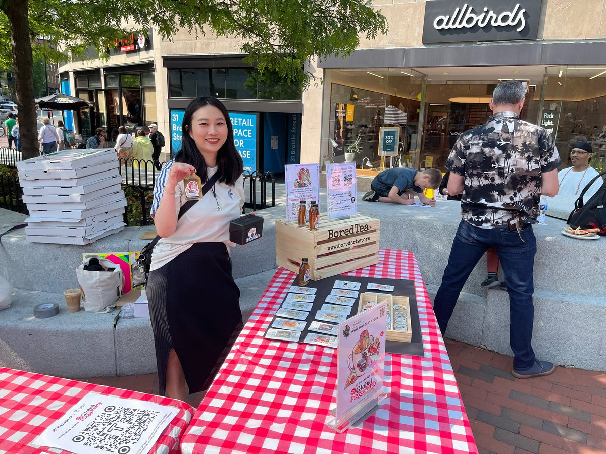 Thanks for all come to our #GlobalPizzaParty in Boston Harvard Square! We have been giveaway so many pizzas 🍕 and <a href="/TheBoredTea/">BoredTea 🍵</a> and stickers! Bringing IP &amp; Web3 power together!
<a href="/BoredApeYC/">Bored Ape Yacht Club 🍌</a> <a href="/BTCPizzaDayBOS/">BTC Pizza Day Boston (🫖,🍕)</a> <a href="/Pizza_DAO/">PizzaDAO 🍕🏴‍☠️</a>