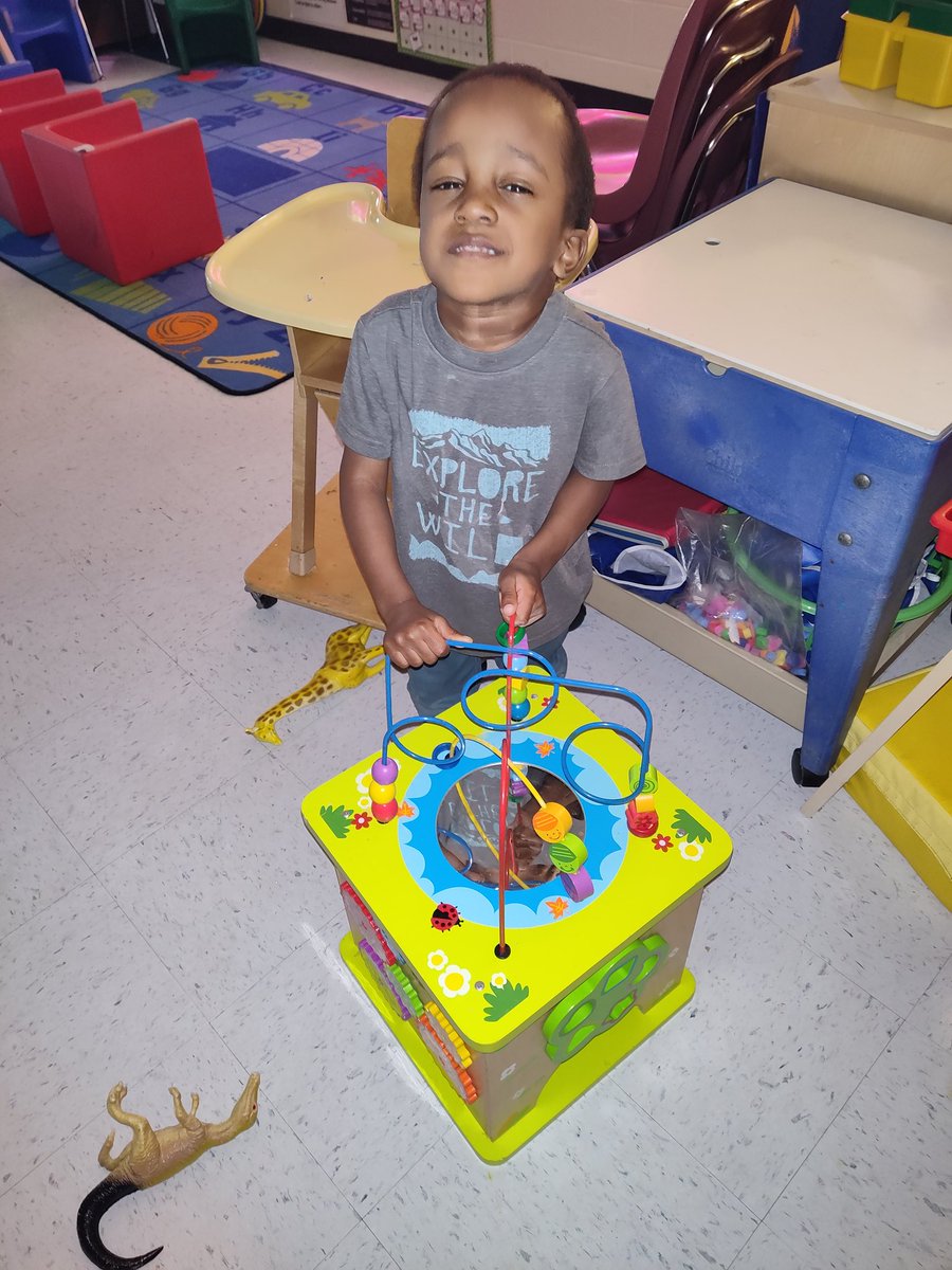 JMBOYKIN38's tweet photo. Say cheese 😄 @SPS_SpecialEd @SufVAschools @KSEsharks https://t.co/du9aSRmZN3