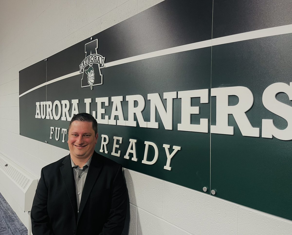 Congrats to Cody Calhoun who was officially BOE-approved as an Intervention Specialist at Harmon Middle School this fall along with becoming the AHS Head Varsity Basketball Coach! #UnitedGreenmen @Greenmensteward @DrPMilcetich @AHS_SeanBaker @ahsallsports @auroraathletics…