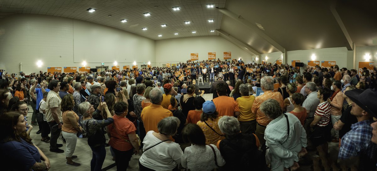 Overwhelmed by the turnout today in Calgary-Acadia this afternoon. Almost 1,000 people in that room (and overflowing!). Feeling the hopeful energy is an incredible push into the last week of the campaign. We can win this!