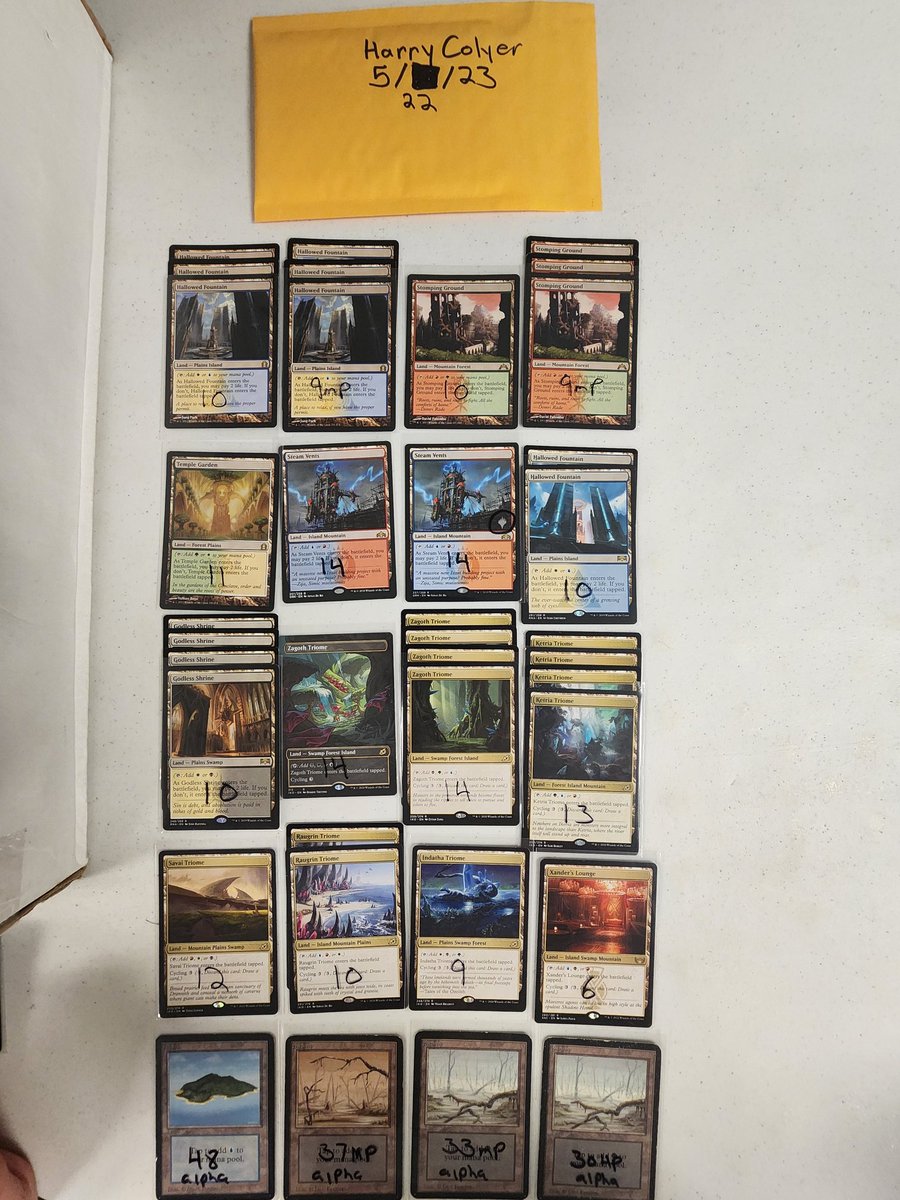 HarrySellsCards's tweet photo. Huge MTG sale thread
88 total pics all nested as replies to this tweet
5% discount for retweeting
Shipping is $4 for tracking
No PWE or international 
Ref thread pinned to account
#mtgbuysell https://t.co/Pd7KpfBQ8t