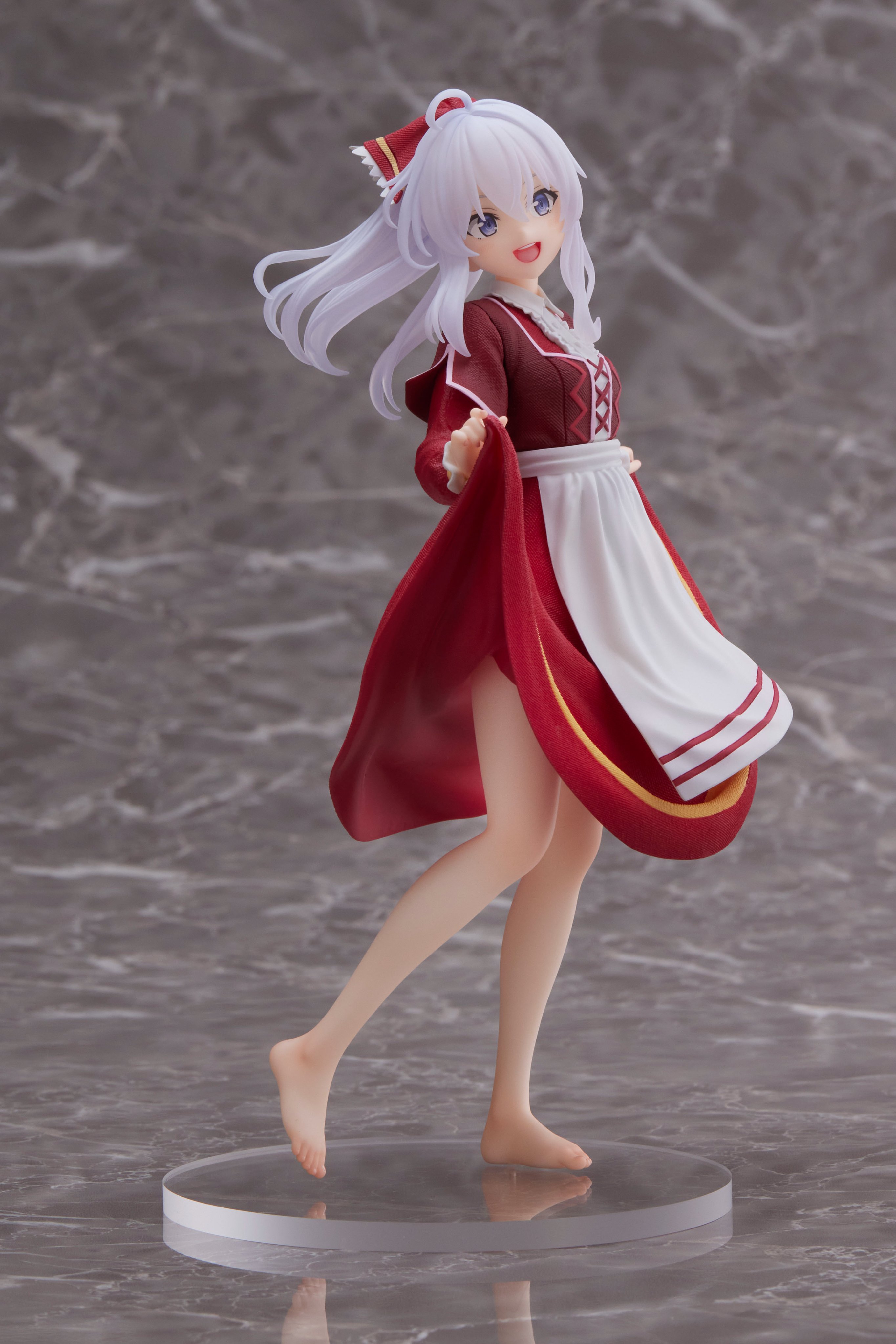 魔女の旅々 イレイナ タイクレ限定 フィギュア Desktop 私服 ぶどう踏み 魔女の旅々】タイクレ限定 Desktop Cute フィギュア イレイナ