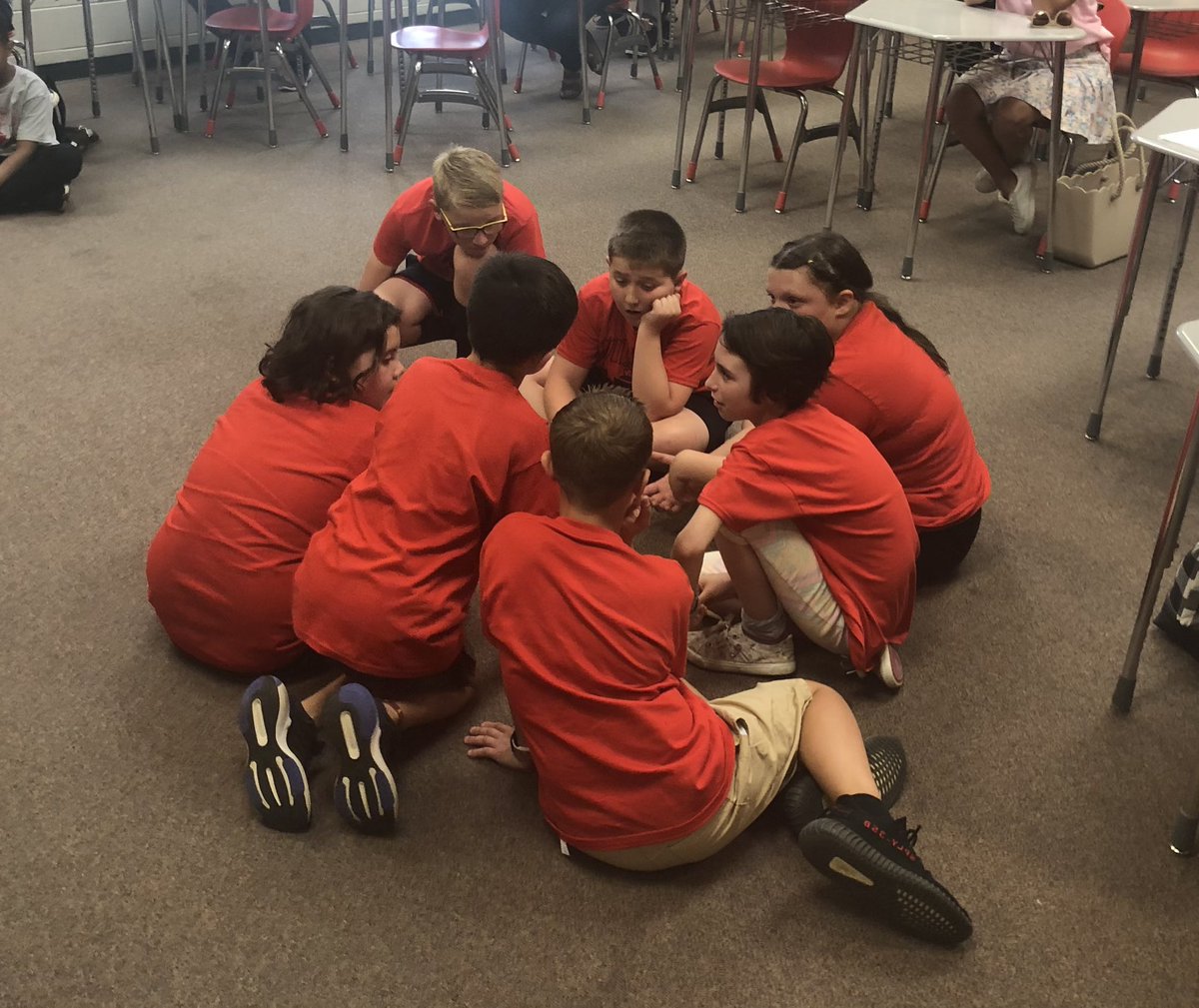 Over 200 fourth and fifth graders participated in the 2023 Wilson Elementary Reading Olympics tonight! #wilsonsd It is great to be a Bulldog!