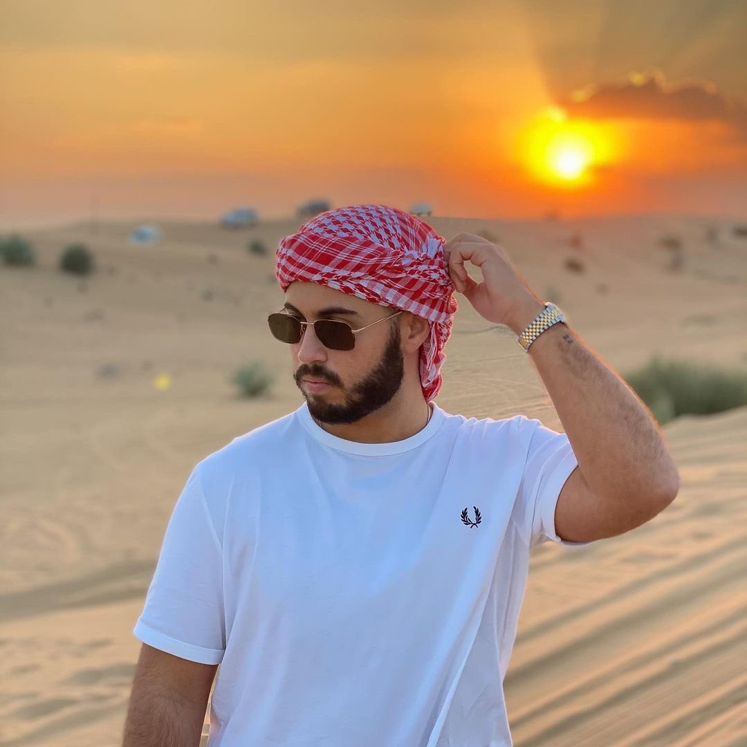 SamEllard_'s tweet image. Busy