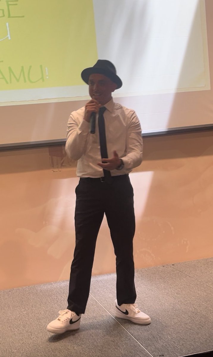 Revolutionary Reyes (@mrjasonreyes) on Twitter photo Kept that Bronx Energy at today’s Gray Fellowship for Principal Transformation Final Symposium. Super Shout Out to those who were in attendance <a href="/D12SupRosado/">District12Bronx</a> <a href="/NYCSchools/">NYC Public Schools</a> Dropped some BARZ for the People <a href="/chrisemdin/">Christopher Emdin</a> <a href="/MeishaPorter/">Dr. Meisha Porter</a> 🔥🔥🔥 King Poetic… Stay tuned! Kept that Bronx Energy at today’s Gray Fellowship for Principal Transformation Final Symposium. Super Shout Out to those who were in attendance <a href="/D12SupRosado/">District12Bronx</a> <a href="/NYCSchools/">NYC Public Schools</a> Dropped some BARZ for the People <a href="/chrisemdin/">Christopher Emdin</a> <a href="/MeishaPorter/">Dr. Meisha Porter</a> 🔥🔥🔥 King Poetic… Stay tuned!
