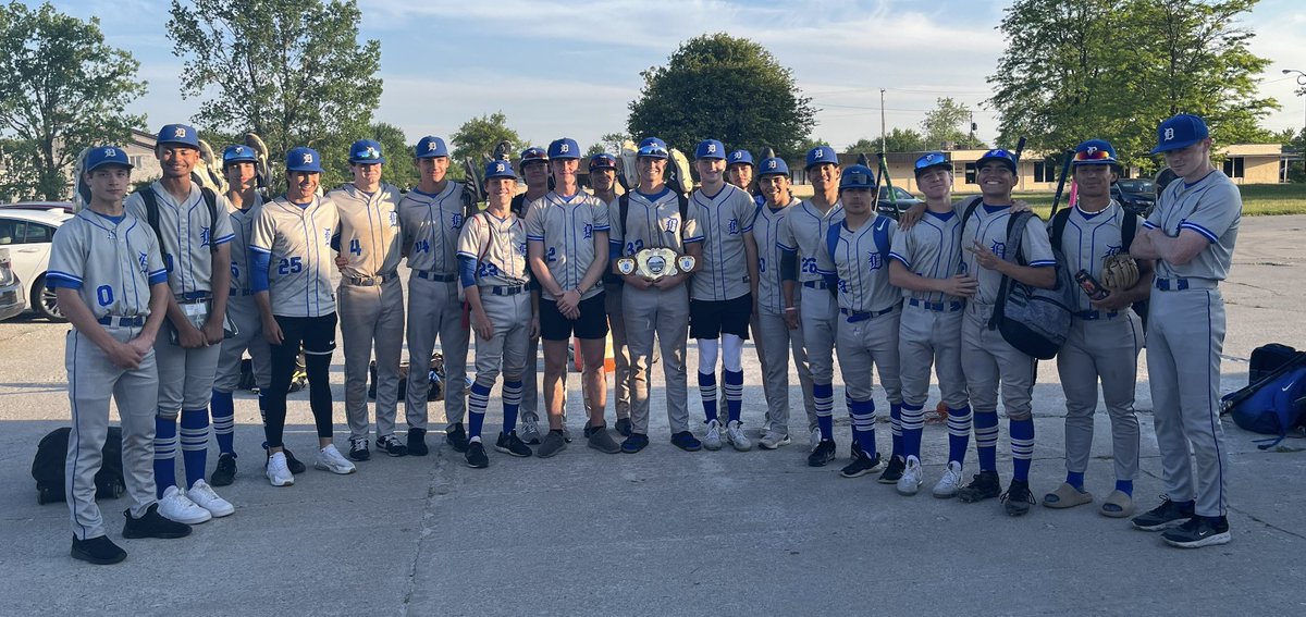 PLAYER OF THE GAME:  <a href="/christianvcomm/">CHRISTIAN COMMISSO</a> 2-3, Double, 2 runs, 3 RBI's