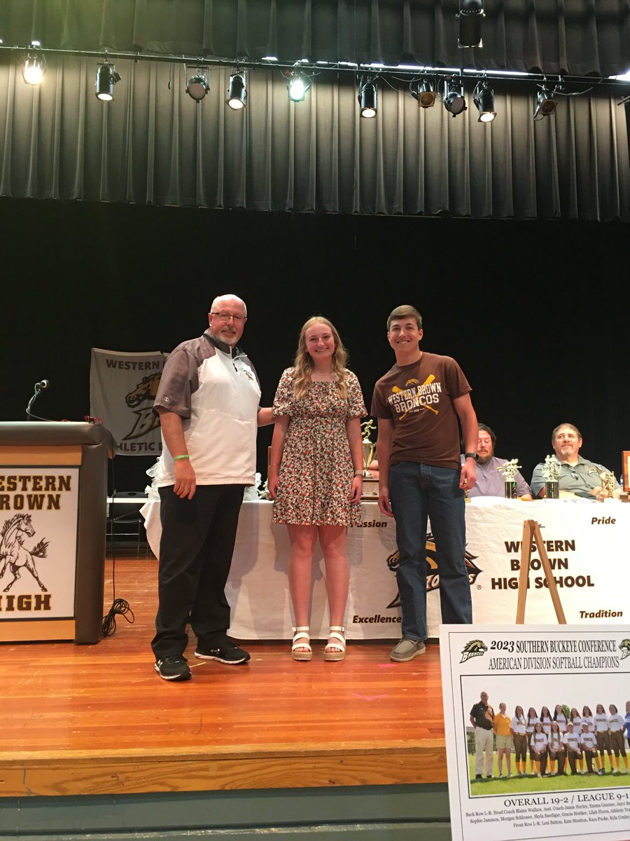 wbhsathletics's tweet photo. Congrats to seniors Kate Stratton and Blake Herrmann on winning the Gary Waits Memorial Scholarship! https://t.co/cYuFTNFLez