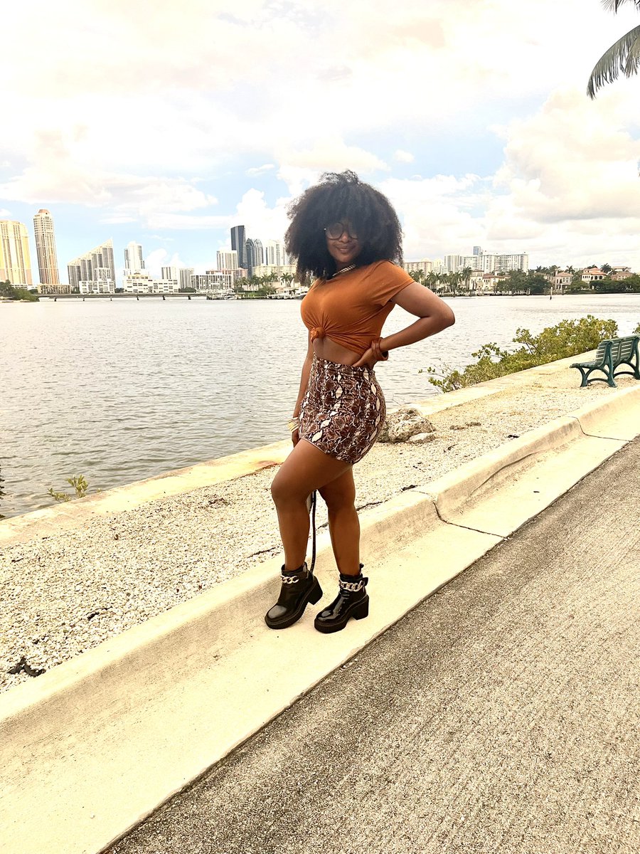 Anvan ou pale - Reflechi
Anvan ou priye - Kwè 
Anvan ou pale - Koute 
Anvan ou depanse - Touche 
Anvan ou reyaji - Panse 
Anvan ou jwe - Travay 
Anvan ou pran - Bay 
Anvan ou kouri- Mache 
Anvan ou kite - Eseye 
Anvan ou mouri - Viv
Repost from TiFa ♥️