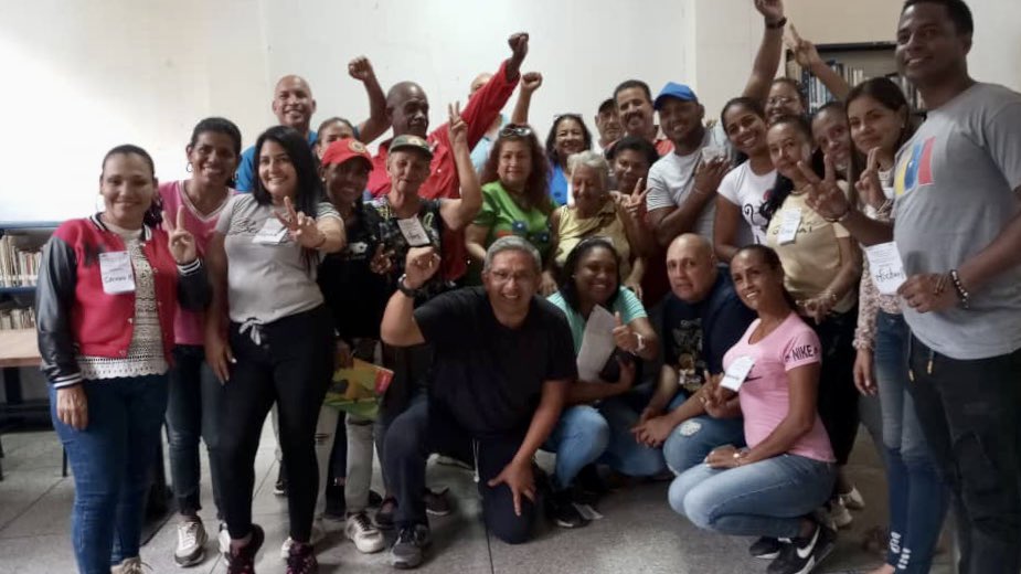 Ministerio del Poder Popular para las Comunas tweet media