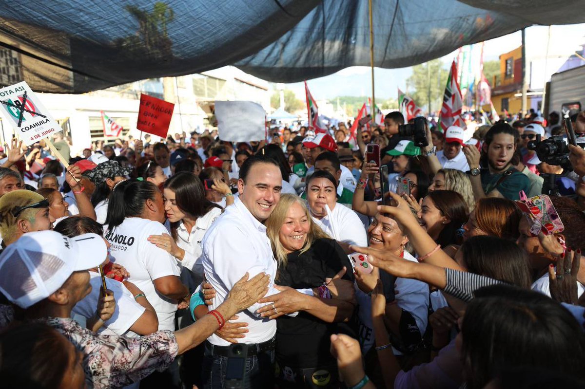 manolojim's tweet photo. Desde hace más de 15 años comencé a trabajar por nuestra gente en #Saltillo. Aquí en #Coahuila queremos mejorar siempre, por eso me comprometo a fortalecer la seguridad, apoyar a las mujeres, jóvenes y adultos mayores, (1/2) https://t.co/2ixzaMyGd0