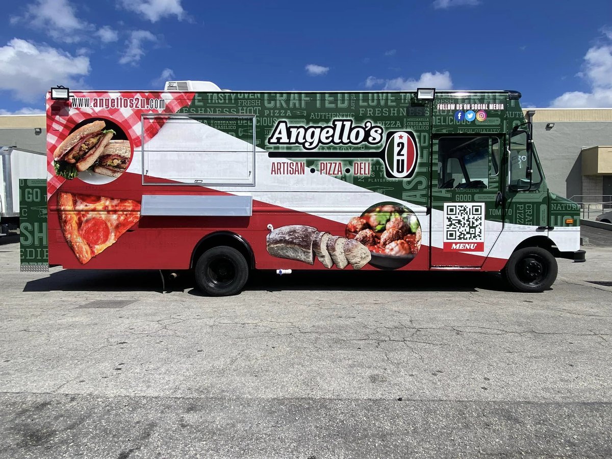 Come by and say '𝙗𝙪𝙤𝙣𝙜𝙞𝙤𝙧𝙣𝙤!' to tasty Italian eats from Angello's 2 U, tomorrow from 11am-3pm! 🇮🇹🍕🤤   

#qhut #quonsethut #tellafriend #localbusiness #foodtruck #streetfood #italianfood #italiancuisine