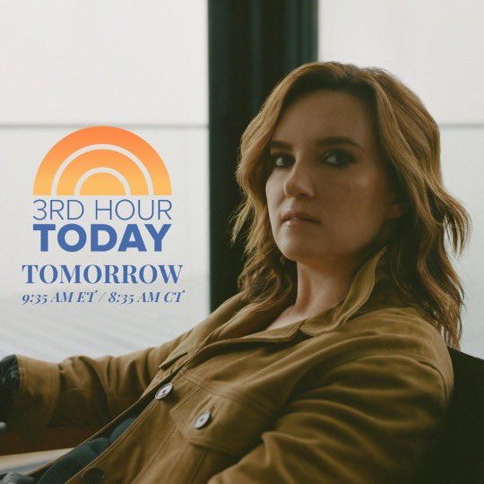 TheBrandyClark's tweet photo. Wake up with me on the @TODAYshow tomorrow morning during the 3rd Hour! Tune in at 9:35 AM ET / 8:35 AM CT to catch a special live performance. https://t.co/DC3B1GeuyN