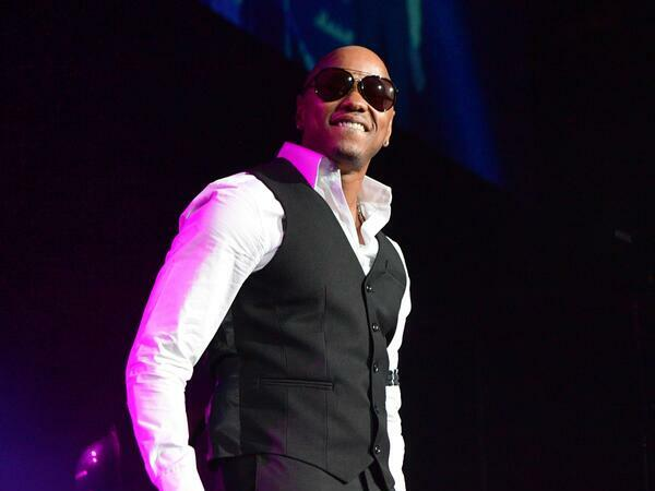 Donell Jones - May 22, 1973
HAPPY BIRTHDAY 