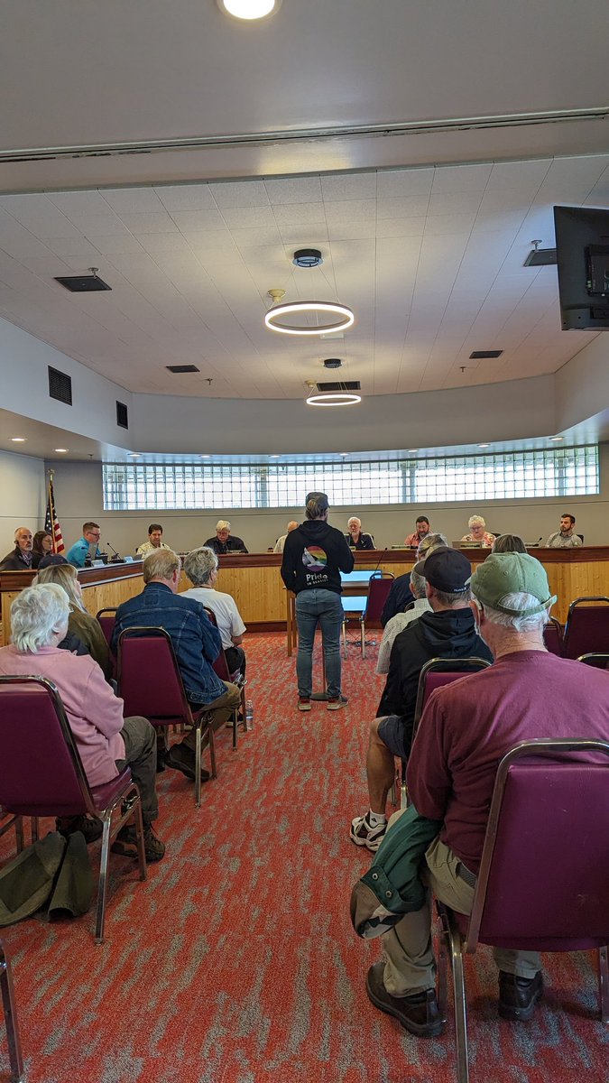 prideinseaside's tweet photo. Thank you to the City of Seaside for supporting us and declaring June Pride Month!
#prideproclamation #pride #pridemonth #cityofseaside #seasideoregon #visibiliymatters #community #lgbt #lgbtq2sia #queer #queerallyear #prideallyear https://t.co/lpmwUWaEa2