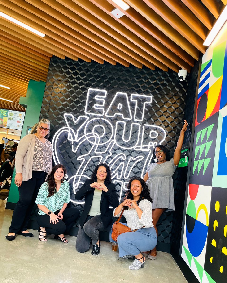 Eat Your #Hart Out! 💚

We are SO EXCITED for tomorrow’s Grand Opening of @myharthouse Hollywood! 

See you tomorrow at 11:45AM! 

#AssistLAtogether @KevinHart4real