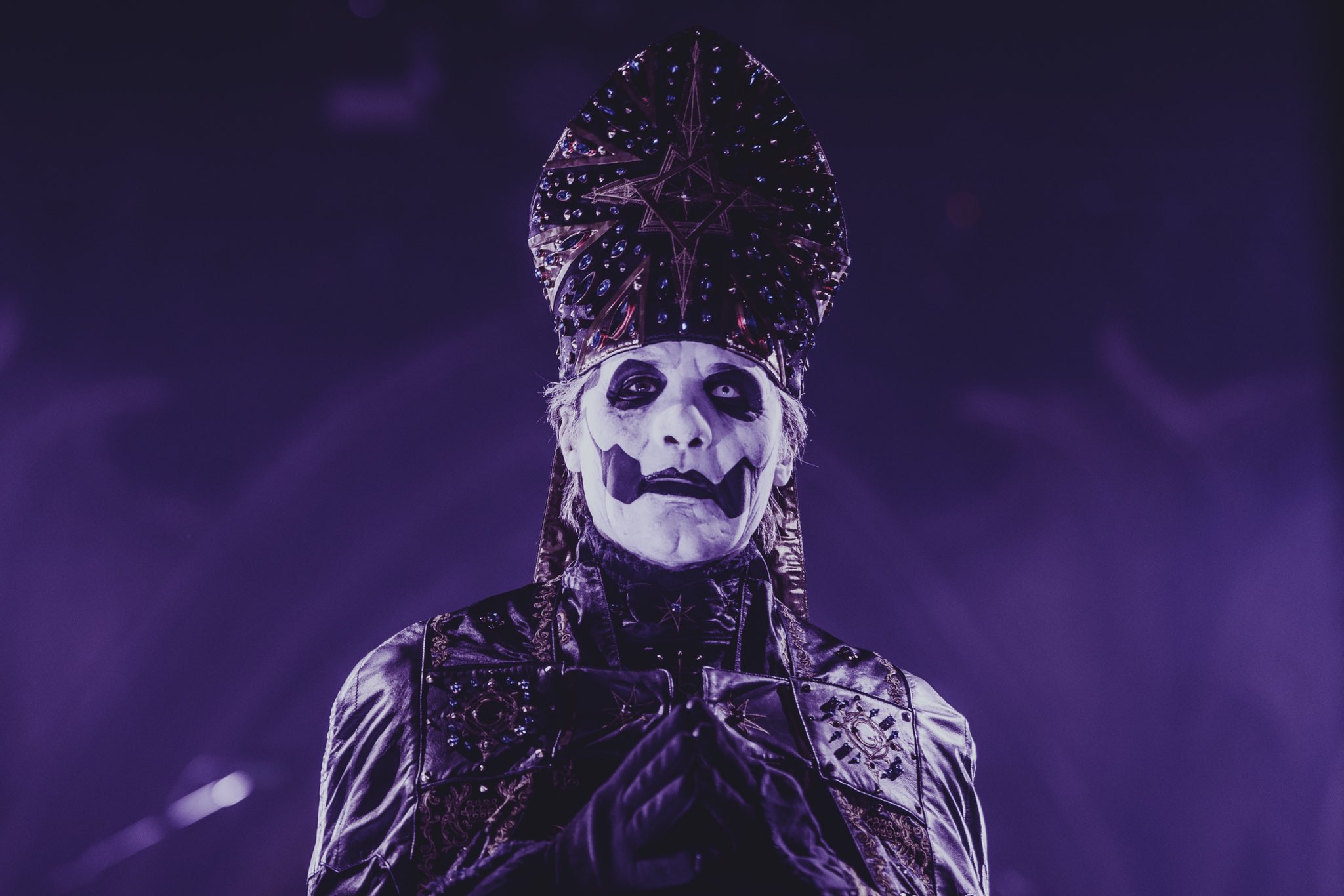 Papa Emeritus IV (@thebandGHOST) / X