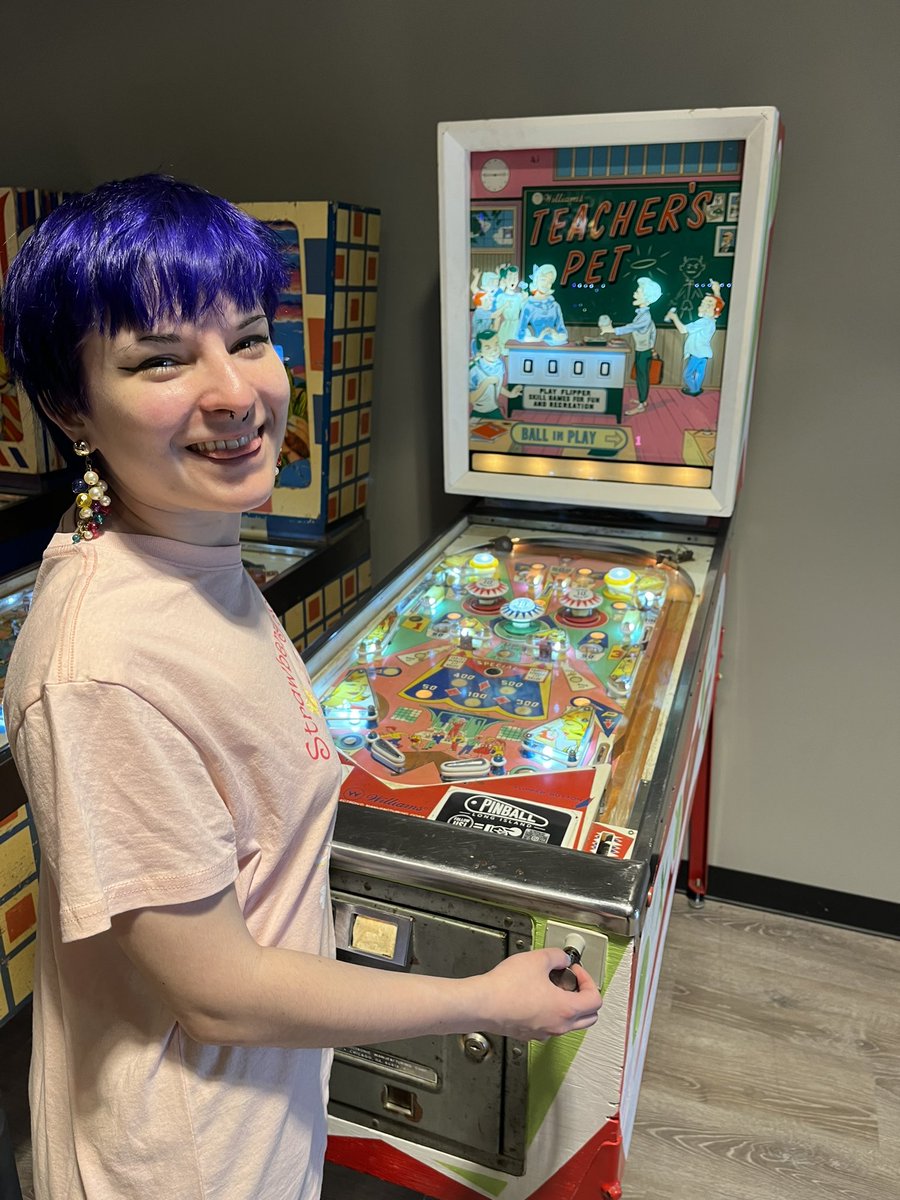 ocpkink's tweet photo. We got together to play pinball over the weekend, and each of us just happened to find our perfect kinky pinball machine 😆
•
@minimusmaxim @bidaily666 @DickWound https://t.co/GaQ36fUIFI