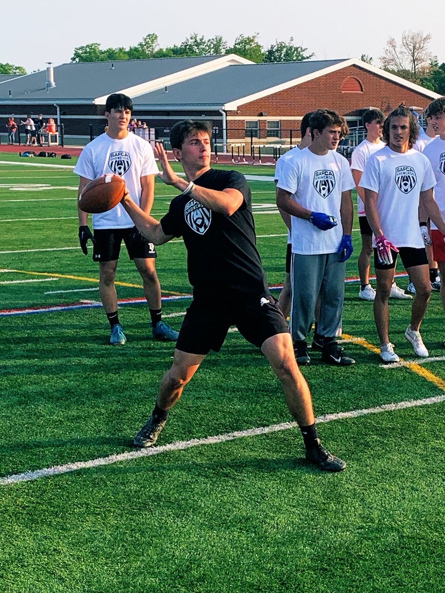 Had a great time competing today and am thankful for the opportunity to perform in front of multiple coaches at both quarterback and defensive back. 
Times: ⭐️4.56 40 
⭐️6.9-3 cone drill
⭐️4.3 shuttle 
⭐️9-3 broad jump
@PAPrepsRivals <a href="/PaFootballNews/">Pennsylvania Football News</a>