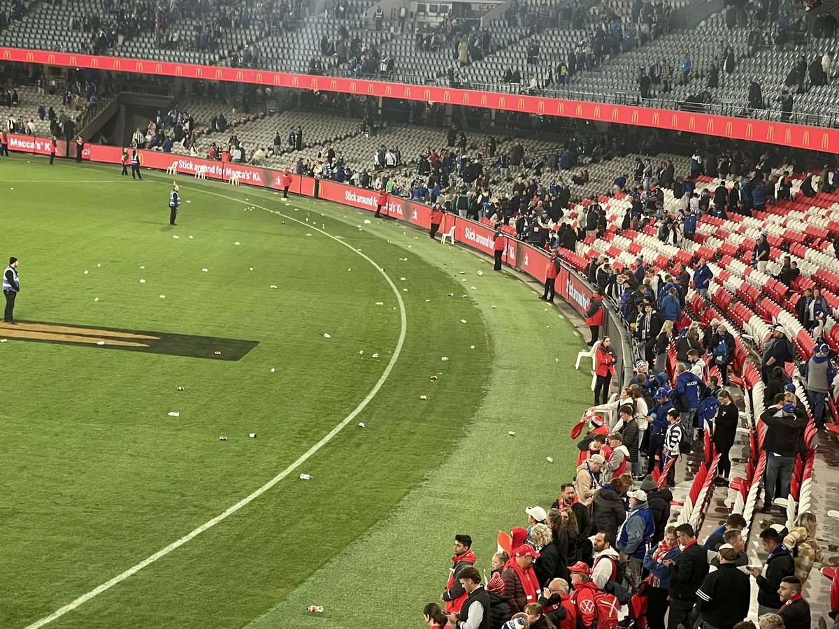 Our Sporting Life SA (@oslsa) on Twitter photo NOT A GOOD LOOK!
Frustrated North Melbourne fans throwing objects onto the ground at Marvel Stadium after the siren sounded to complete the Round 10 match against Sydney.
<a href="/kanecornes/">Kane Cornes</a> <a href="/tommorris32/">Tom Morris</a> NOT A GOOD LOOK!
Frustrated North Melbourne fans throwing objects onto the ground at Marvel Stadium after the siren sounded to complete the Round 10 match against Sydney.
<a href="/kanecornes/">Kane Cornes</a> <a href="/tommorris32/">Tom Morris</a>