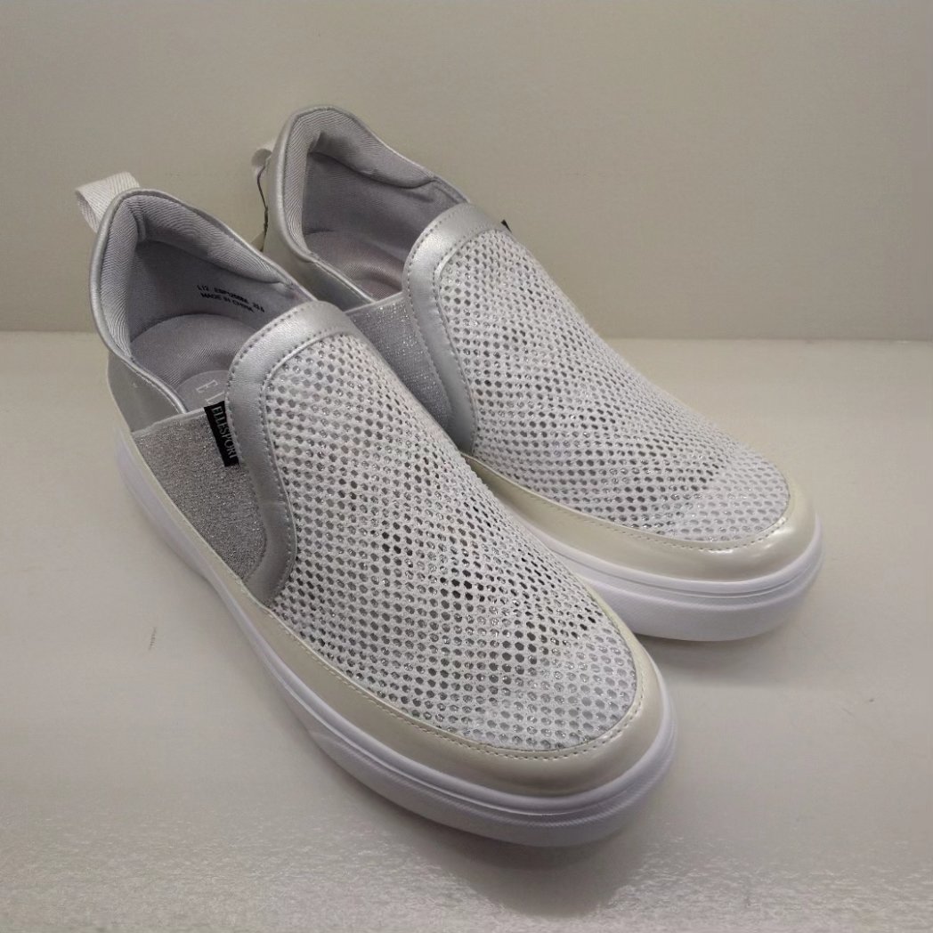 kikutashoes's tweet photo. #ELLESPORT(#エルスポーツ) ESP12568A
人気のインヒールの #スリッポンスニーカー。
1.5cmのインヒールが特徴のコート系スリッポンスニーカー。
甲部分がメッシュ素材になっているので通気性も抜群。
毎日でも履きたくなるような #ヘビロテアイテム。
価格:¥7,590(税込)
#キクタシューズ #熊本 https://t.co/Pw371a4fvE