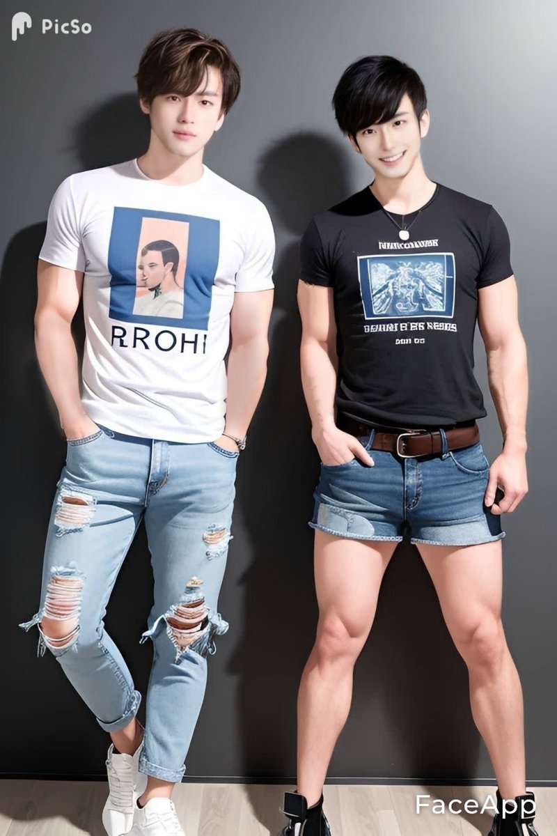 ikemeso1582's tweet image. おはようございます☀️✨
雑誌の撮影でショートパンツ用意されてた🥹
B'zの稲葉さんじゃないんだから！
脛毛と太もも毛剃ってて良かったわ～🤣素

アカウント別に作ろうか悩むほどハマっている自分が…😂←
#faceapp #PicSo #カコダン #カコダン増加プロジェクト推進委員会 #お笑い芸人イケメソ