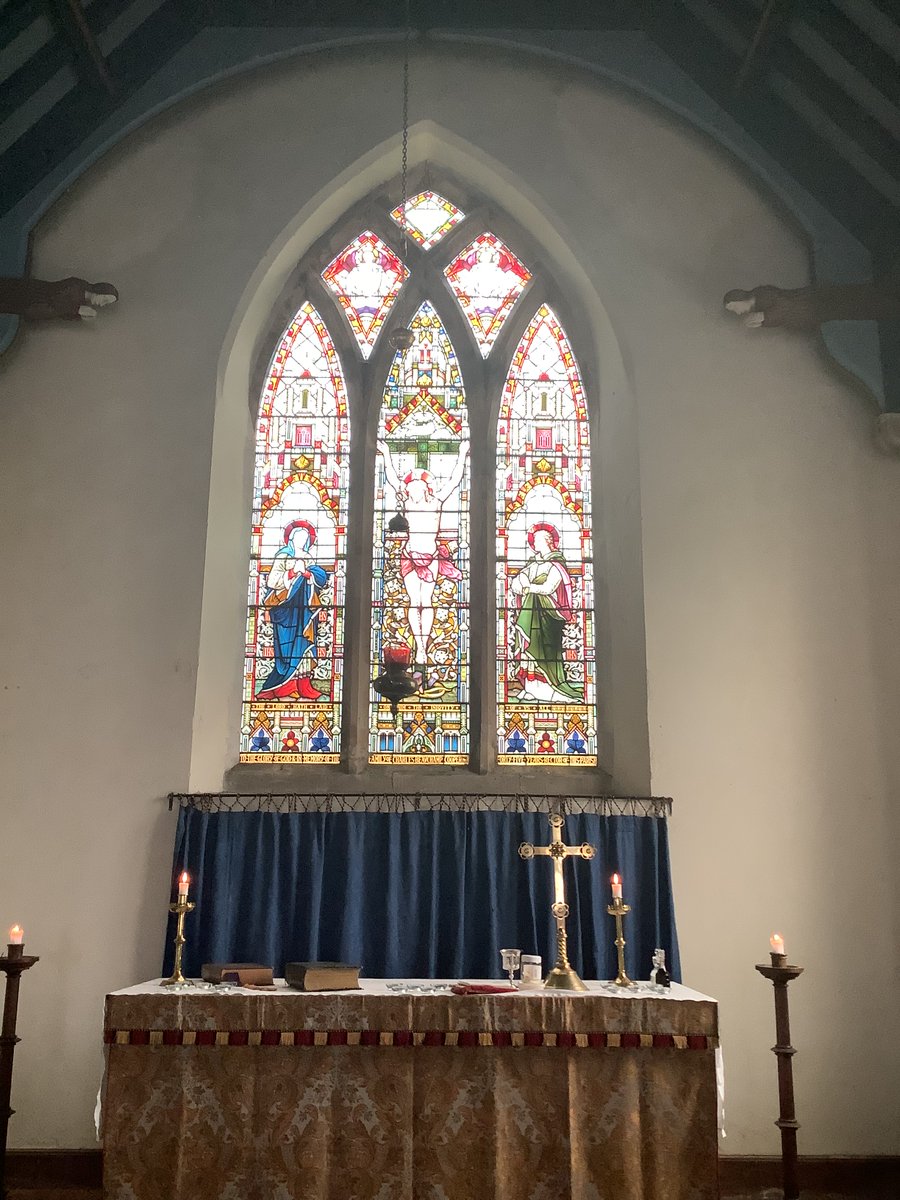 morandtac's tweet photo. Oak and Pine classes went to visit St. Botolph's church in Morley on Monday afternoon. Oak class learnt all about Holy Communion and Pine class did some sketching of the church. Whilst we were there we even helped to polish the collection plate! https://t.co/q3CaPKLRTN