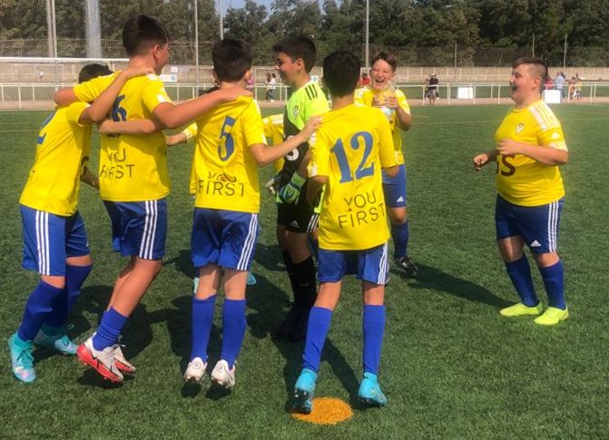 Imágenes de Escuela de Fútbol Luis Alberto, los Alevines Jornada de la Liga Educativa Provincial, copa Diputación Cádiz 22-23 visitamos a la EF de Algeciras.
#nodejesdesoñar #futbol #diversion #Integracion #inclusivo #deportividad #compañerismo #juegolimpio #respeto #educacion