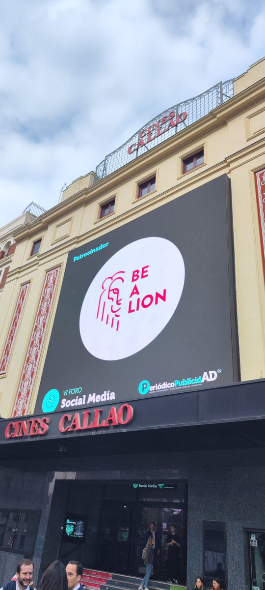 Hoy, en #CinesCallao, participamos en el VI #ForoSocialMedia organizado por <a href="/PdelaPublicidad/">Periódico PublicidAD</a>. Baldiri Ros, director creativo ejecutivo, reflexionará sobre si ha cambiado el entretenimiento o la forma de consumirlo 🤔💡