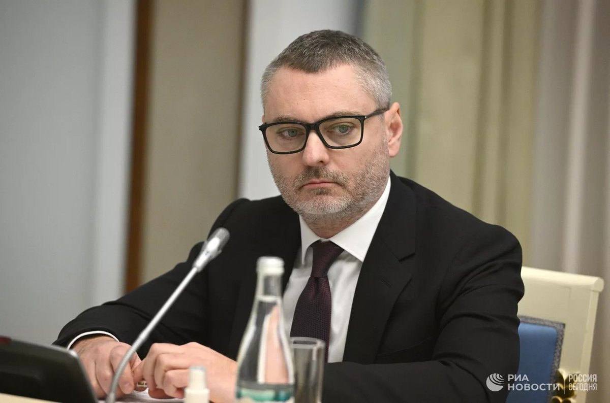 Травников возглавил управление президента по противодействию коррупции
ria.ru/20230523/travn…