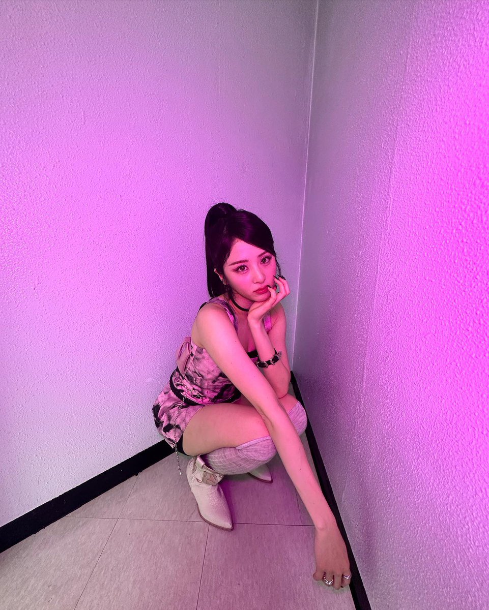 yunjin instagram update