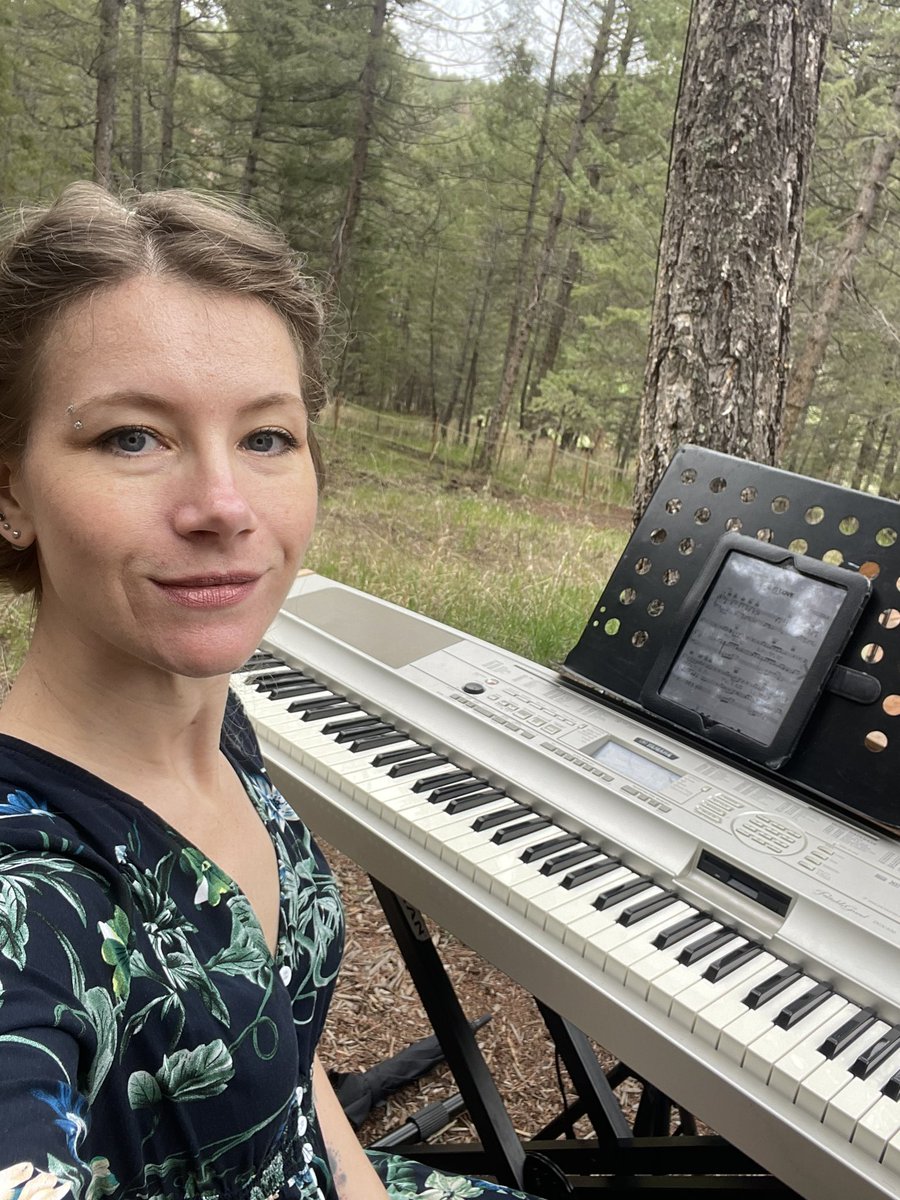 Last Saturday I kicked off the wedding season with more hiking with keyboards. Mountain weddings are so romantic 🏔️ 🎹 
#WeddingMusic #ColoradoMusic