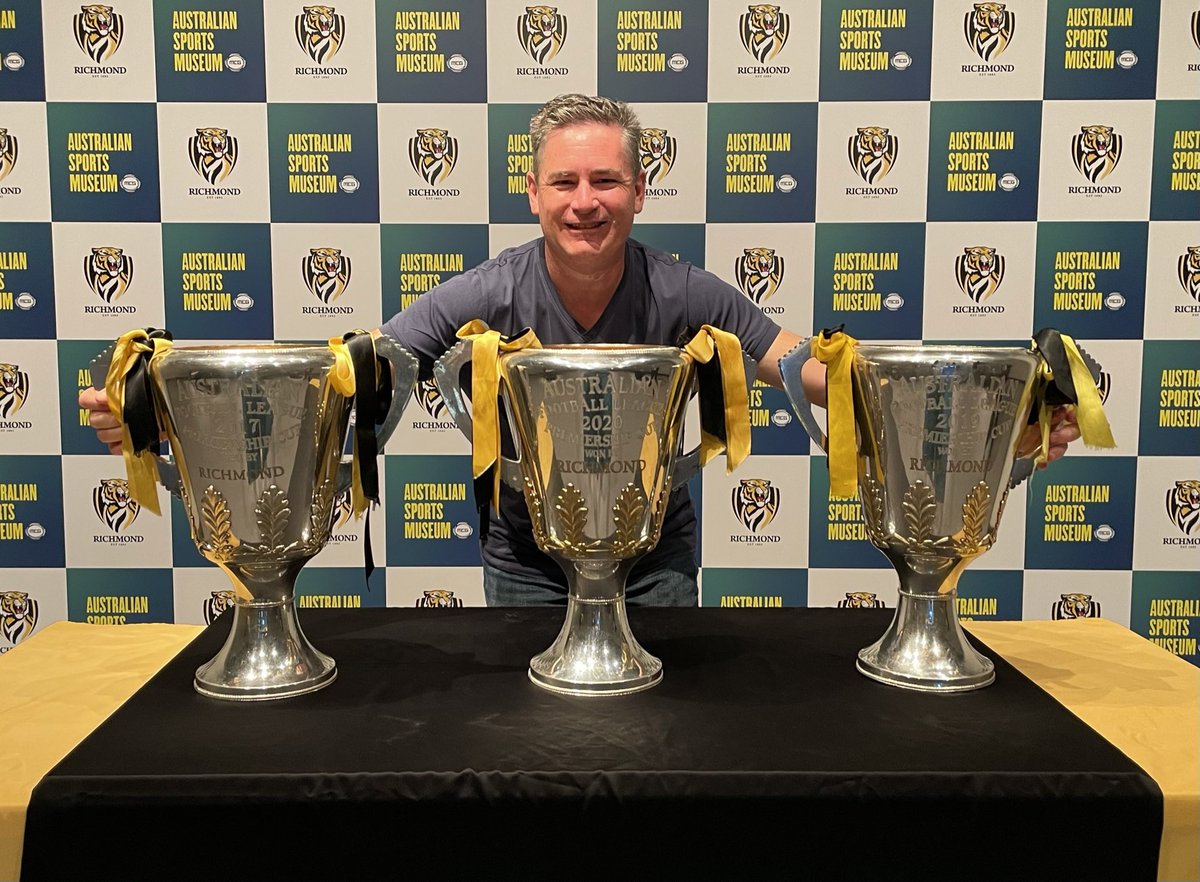 markperryAU's tweet photo. Thanks for everything Dimma. You changed the game, developed a great team, and won the ultimate prize 3 times in 4 years. We’re grateful. All the best for your future. #gotiges https://t.co/4NbvE0L6bz