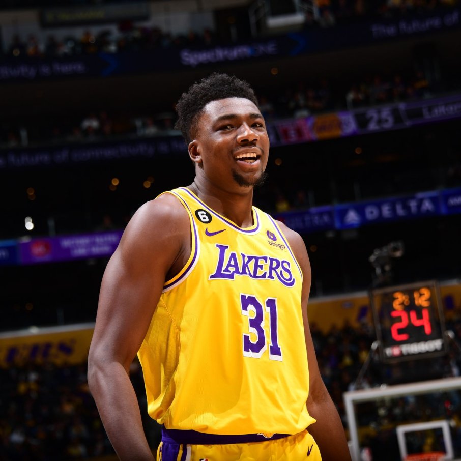 Nuggets' Thomas Bryant clowned by Lakers Twitter over unexpected DeAndre  Jordan NBA Finals minutes