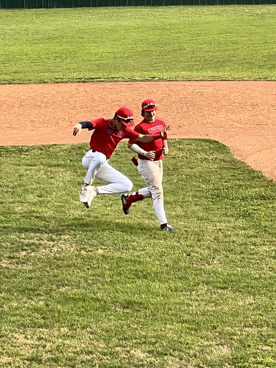 dominicfloyd13's tweet photo. Back at it again with the Braves in my natural habitat 😮💨 Nice little double header to set the tone for the season #doubleW #baseball @UnitedBC_USA https://t.co/zmCZONcCt6