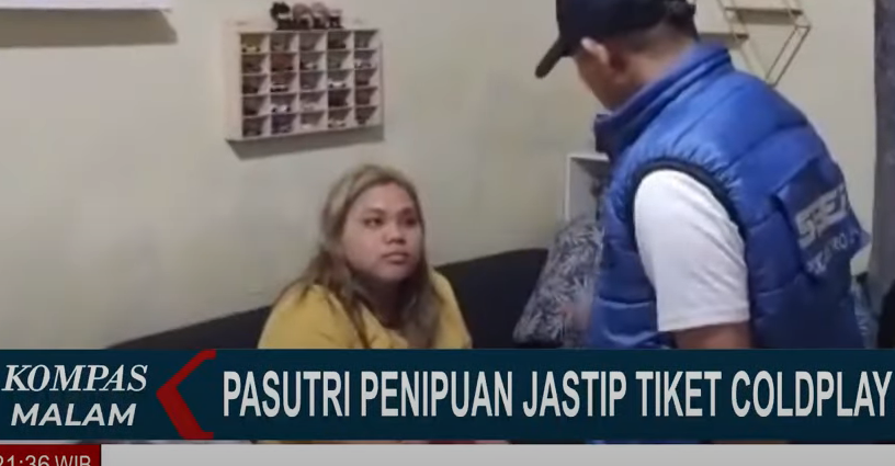 NephilaXmus's tweet photo. Kalau jadi tersangka tiba2 'dibungkus'
Sebelumnya... Kemudian https://t.co/swsLKKn2ZV