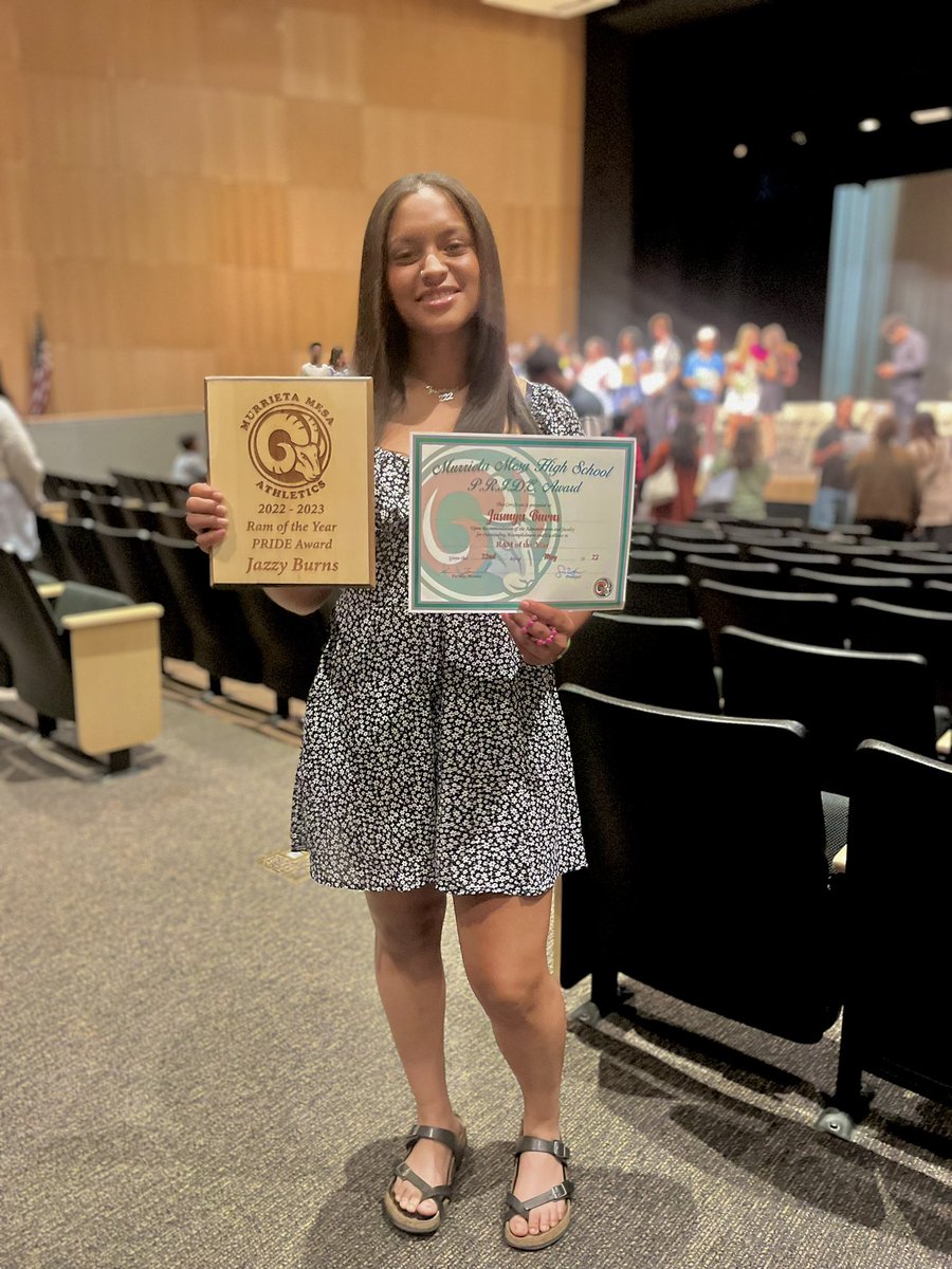 Murrieta Mesa Softball tweet media