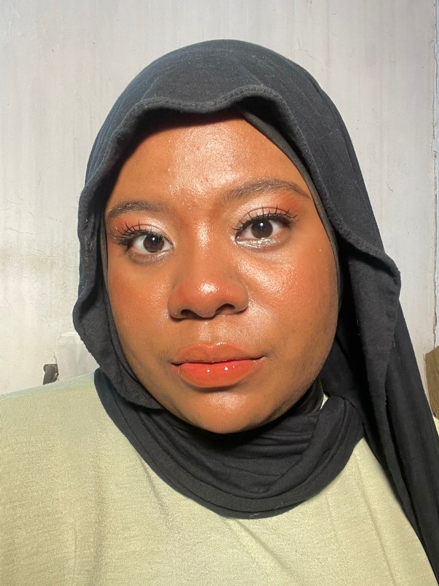 blpbeauty's tweet photo. The QUEEN of FLAWLESS COMPLEXION: #BLPFam Lulu 😍

Journey Lulu bareng BLP dimulai dari kecintaannya sama #FaceBaseBLP! Emang deh Face Base tuh bikin langsung jatuh cinta <3 Siapa yang setuju? https://t.co/F4vtJu7tXi