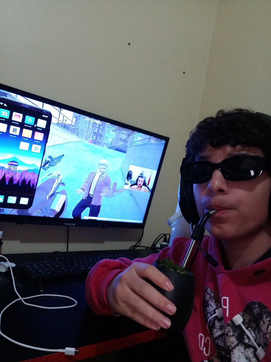 n tem coisa melhor do q ver a live do meu streamer favorito enquanto tomo um chamarão 

<a href="/pedrosemfreio1/">pedrosemfreio</a> 

✌🏽✌🏽✌🏽✌🏽ㅤꪰꪰ
