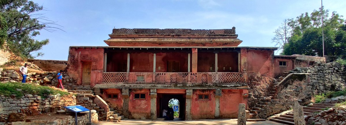 samwham6's tweet photo. Summer escapade of Tipu Sultan, his summer residence at Nandi Hills.
#SummerResidence #TipuSultan #NandiHills #Karnataka https://t.co/5dAz0jYxGn