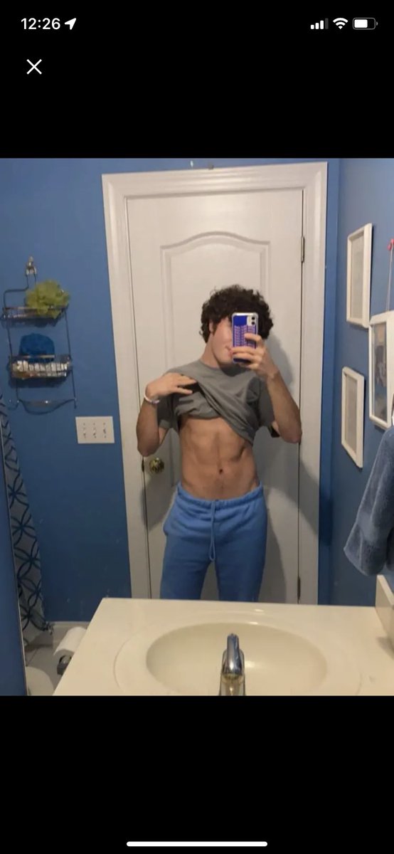 It’s getting too hot for these sweatpants. 💦🥵
Like/Retweet for pics + vids without them 🤤👀
onlyfans.com/kuntykowboy