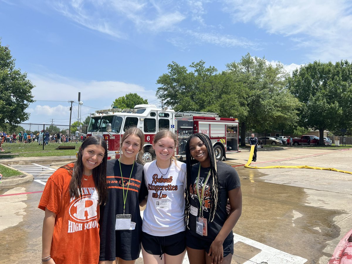 CullinsElementary tweet media