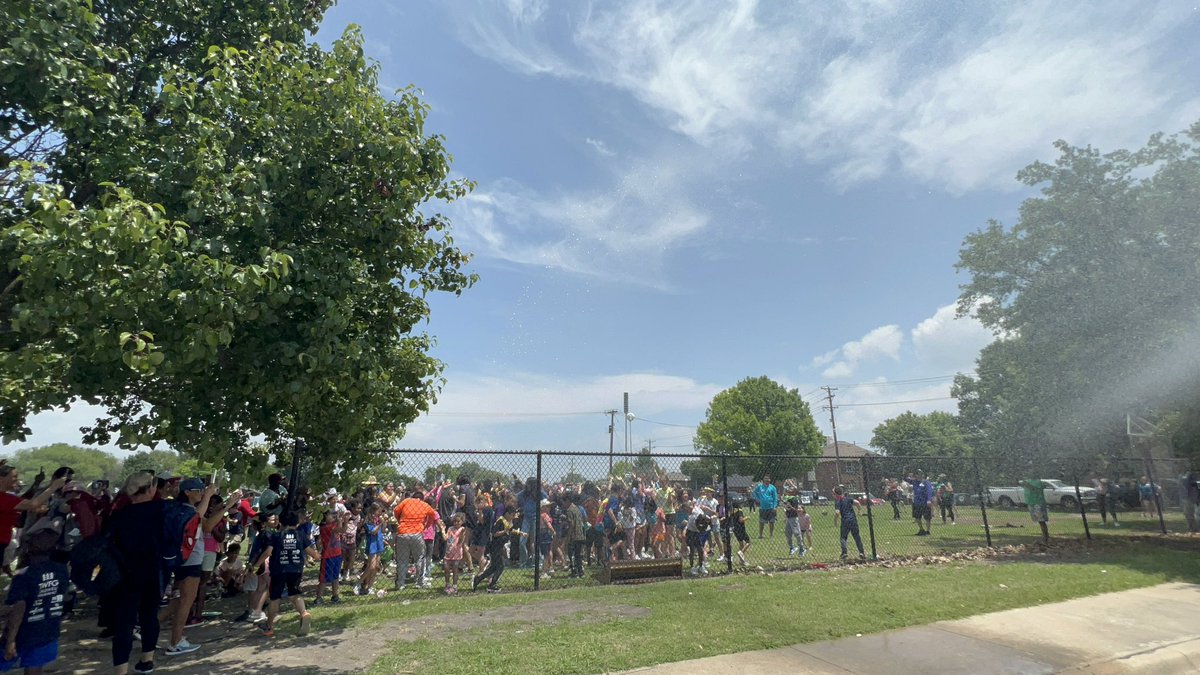 CullinsElementary tweet media