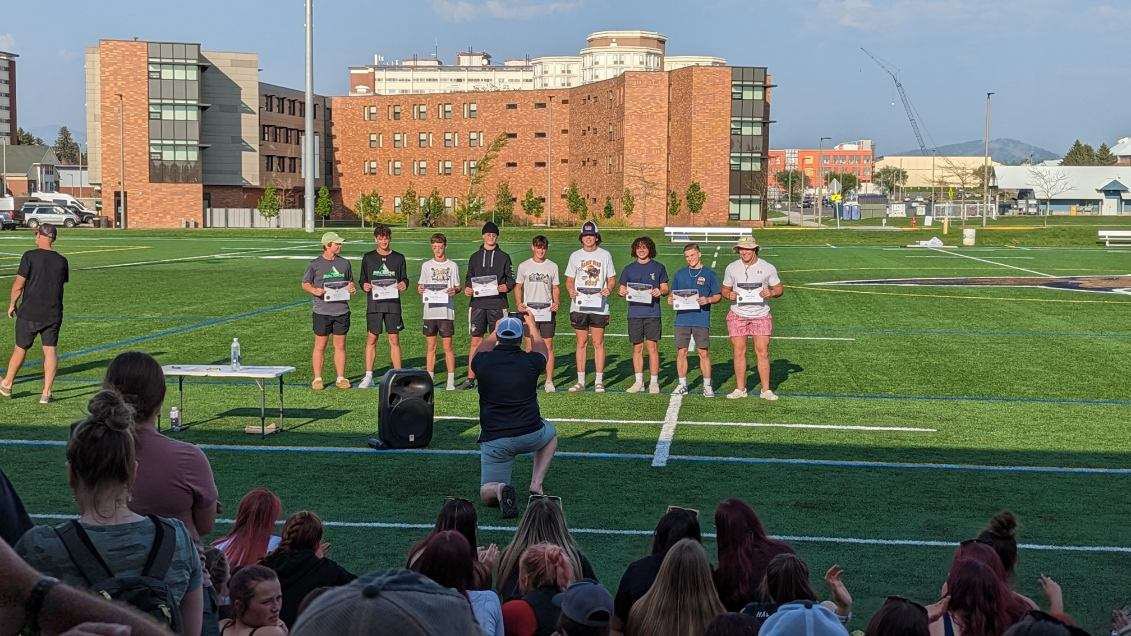 Henry Hess tweet media