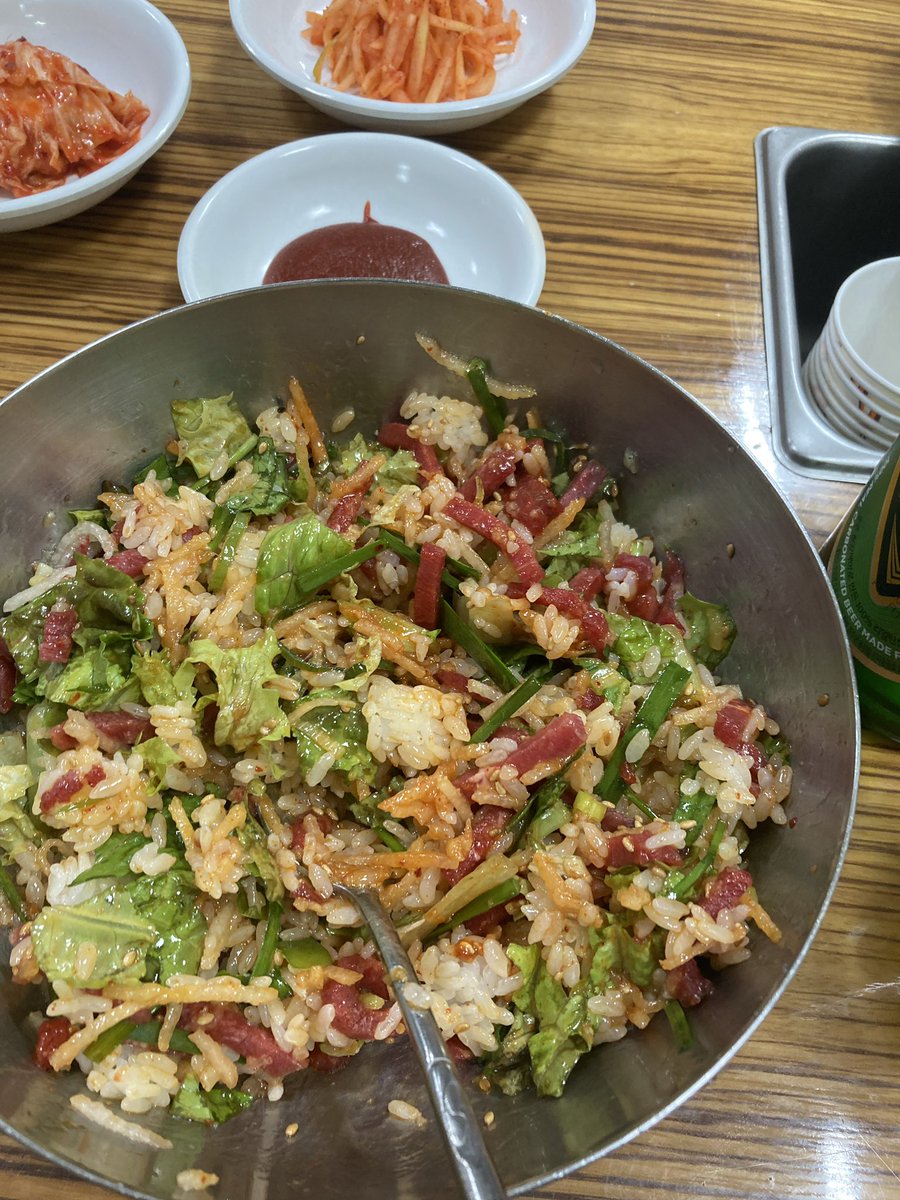 韓国は電車内の広告動画とかいちいちカッコいいなぁ😳
飯も美味い😋
ただ便利過ぎて「旅」感がゼロです笑

↓ヤバイ美味いユッケビビンバ(YouTube で発掘)